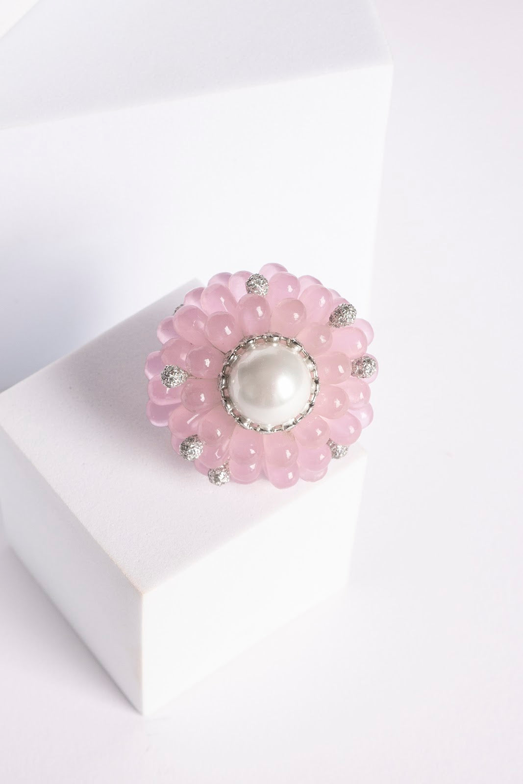 luxury Light Pink Stone Flower Ring