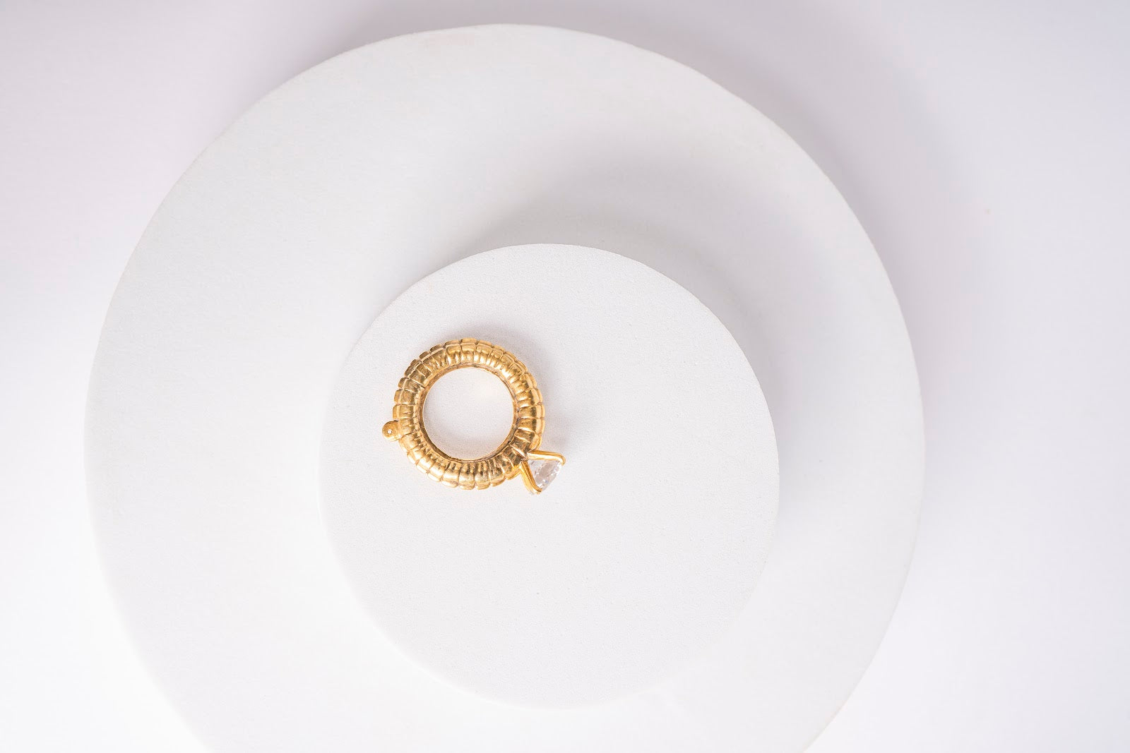 Gold Balloon Round Ring