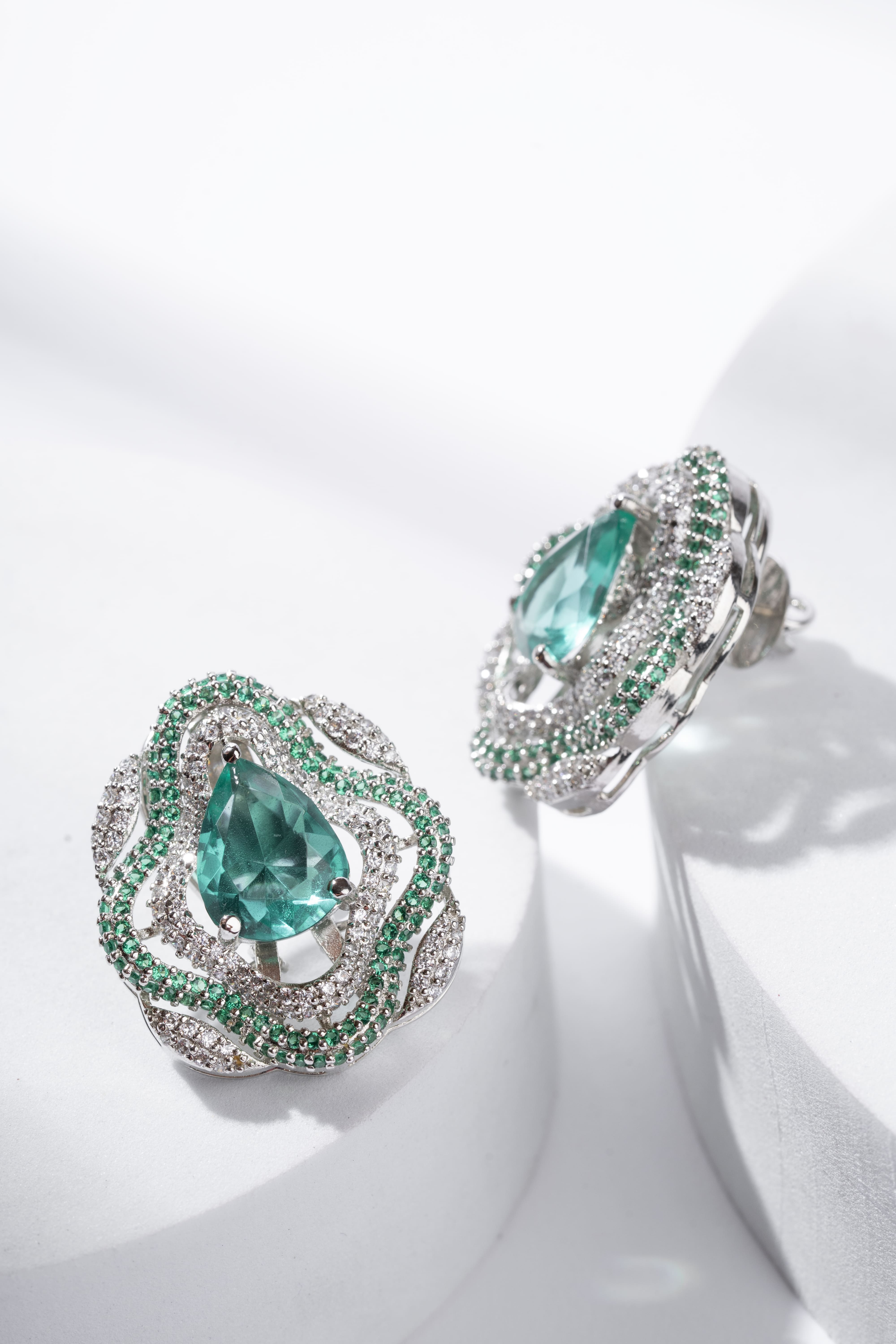 trendy earrings