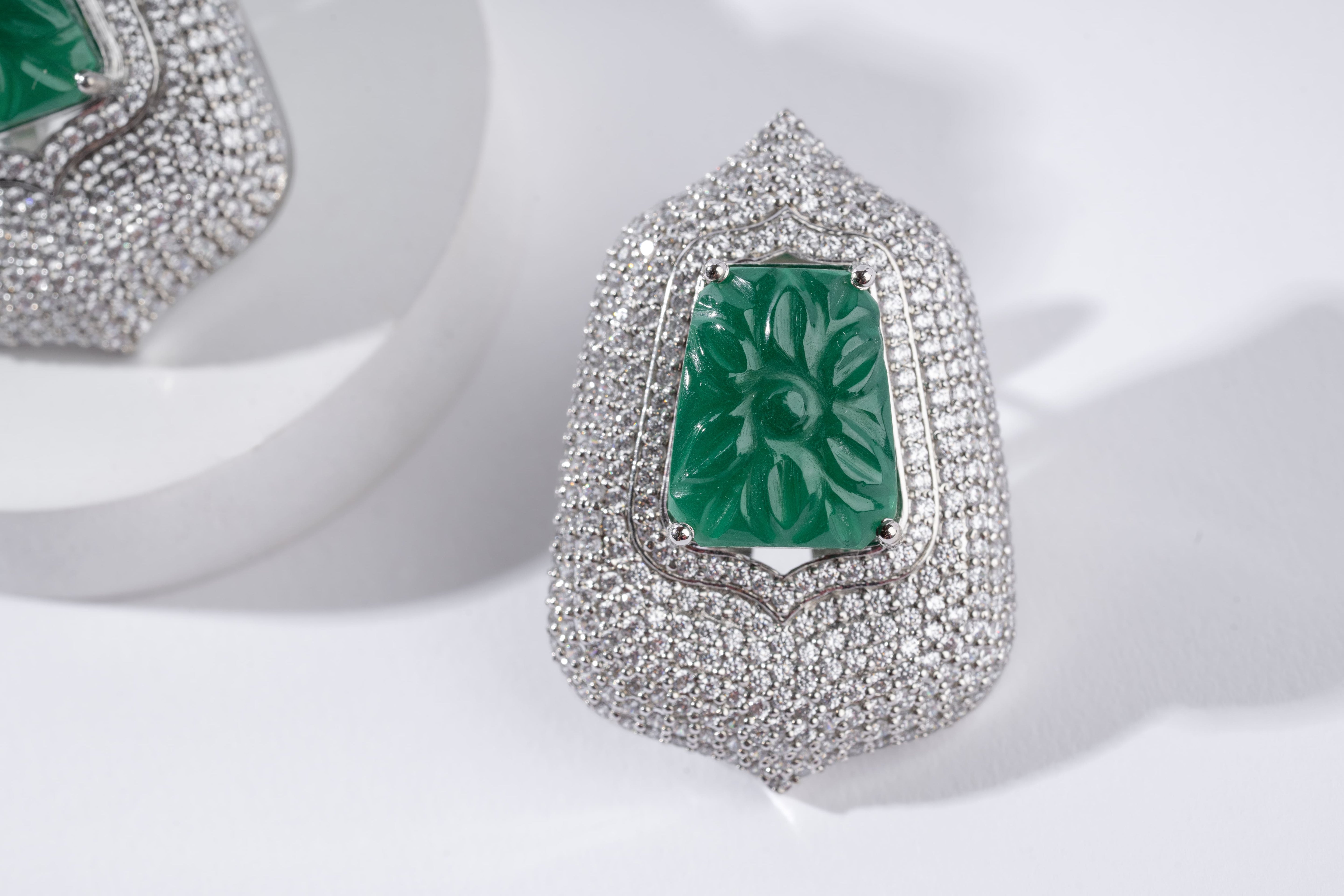 emerald temple earring